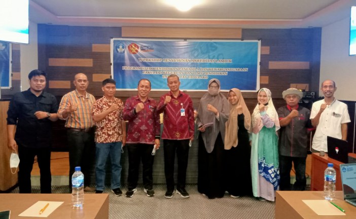 Workshop Penyusunan Akreditasi Lamdik Prodi PPKn Jurusan PIPS FKIP UNTAD